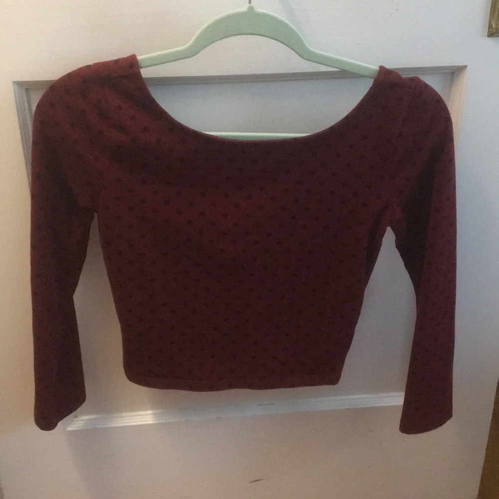 Cropped long sleeve shirt
